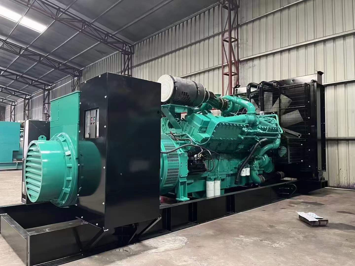 历城如何降低 800kW 柴油发电机输出电流的波动？