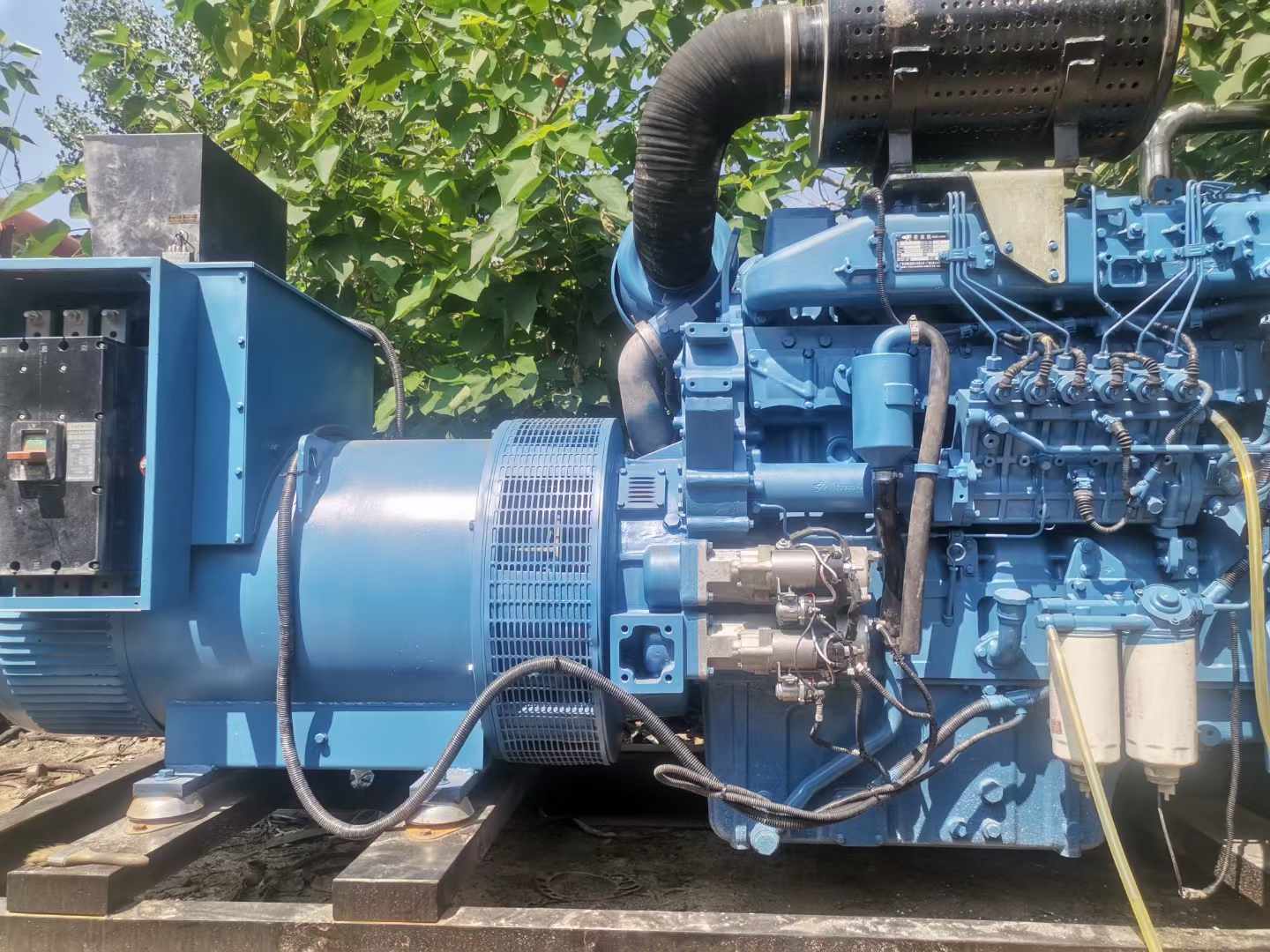 历城详细说明降低 800kW 柴油发电机输出电流波动的方法