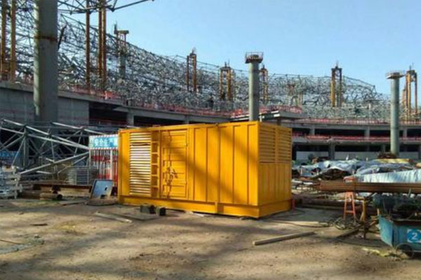 历城发电机出租如何判断空气滤清器是否需要更换？